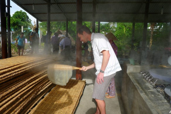 Stop two: rice noodle factory. This here is a display of rice noodle-making prowess: the man is a natural